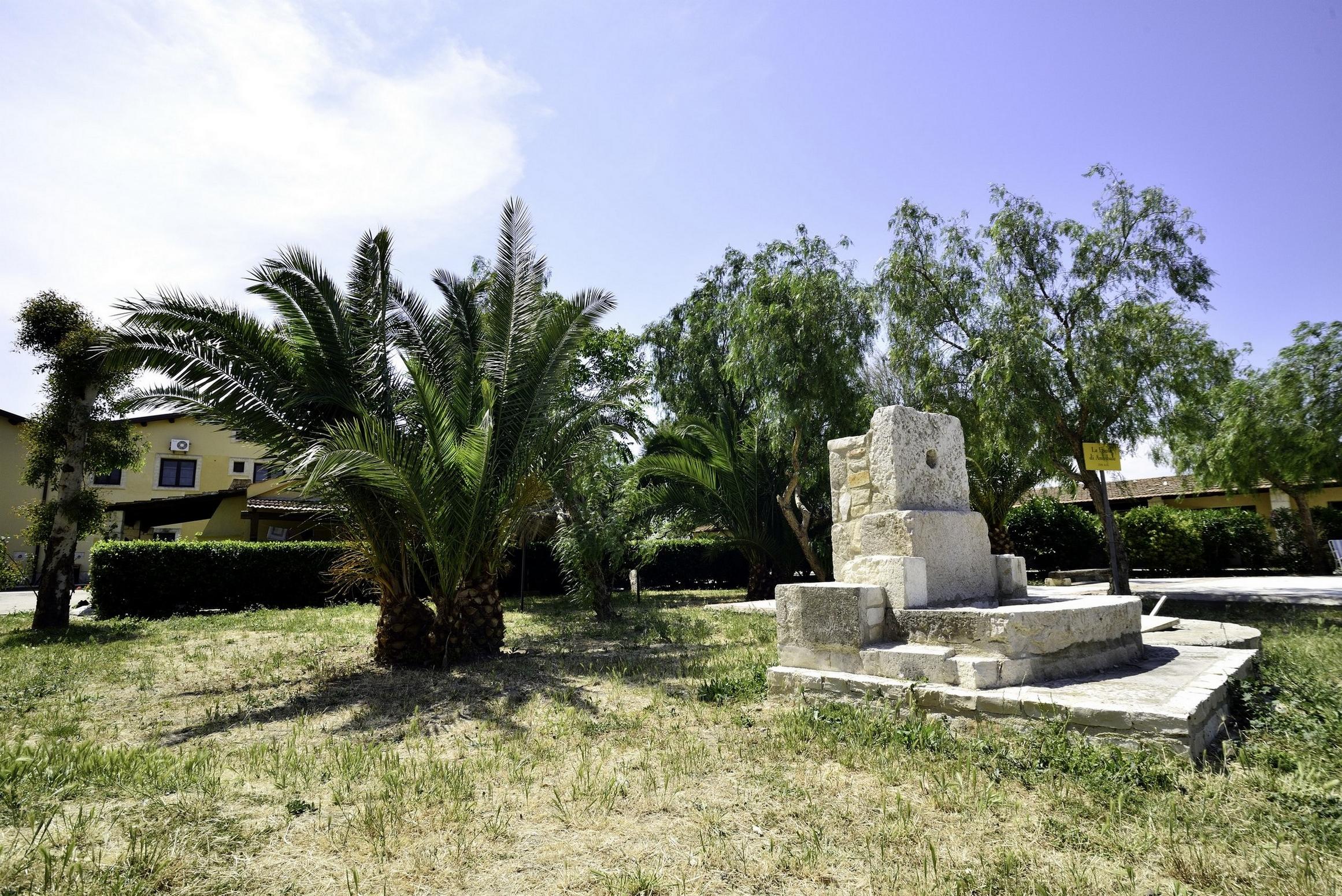 Hotel Tenuta San Francesco บาร์เลตตา ภายนอก รูปภาพ