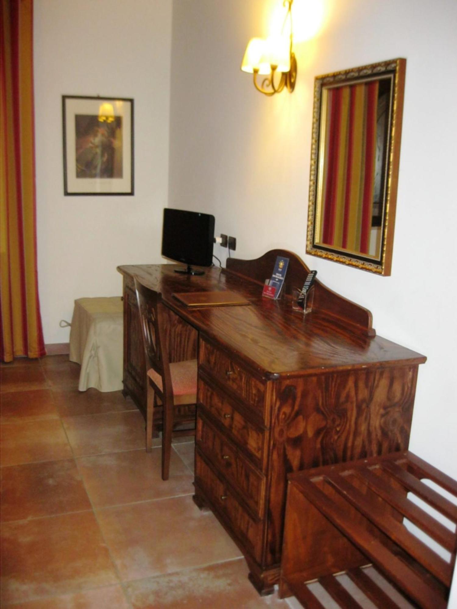 Hotel Tenuta San Francesco บาร์เลตตา ภายนอก รูปภาพ
