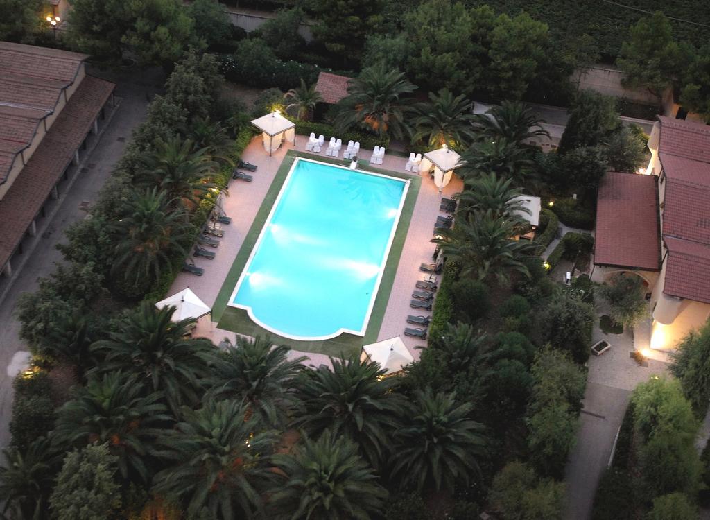 Hotel Tenuta San Francesco บาร์เลตตา ภายนอก รูปภาพ